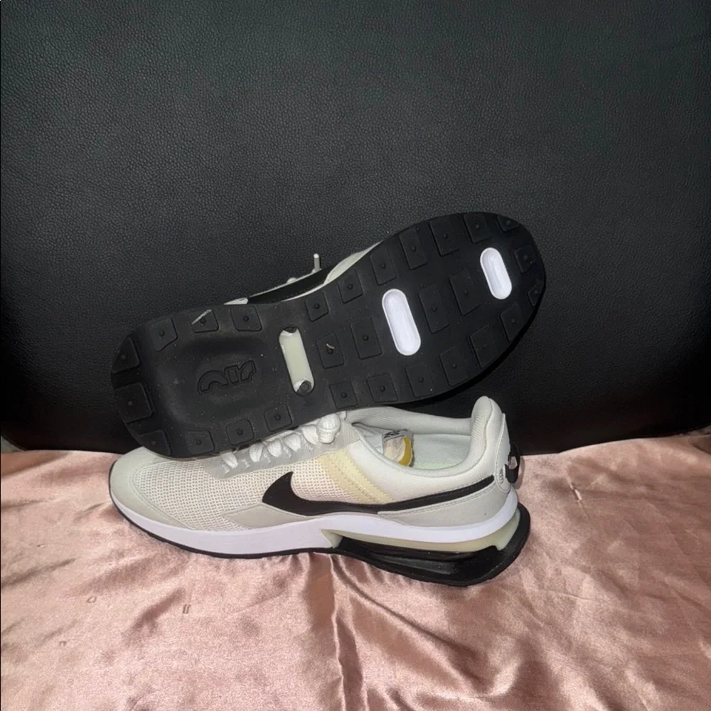Nike‎ White and Black Classic Sneakers Nike Air Max Pre-Day White Photon Dust